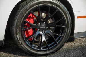 Dodge Challenger SRT Hellcat 2016 года 